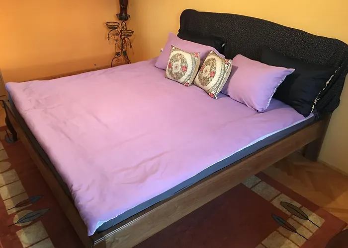 Divan Han Rooms